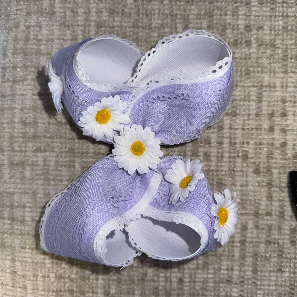 Lavender Baby Hair Accessories with Daisies